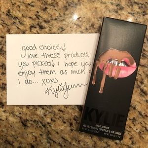 SOLD!!! Kylie lip kit